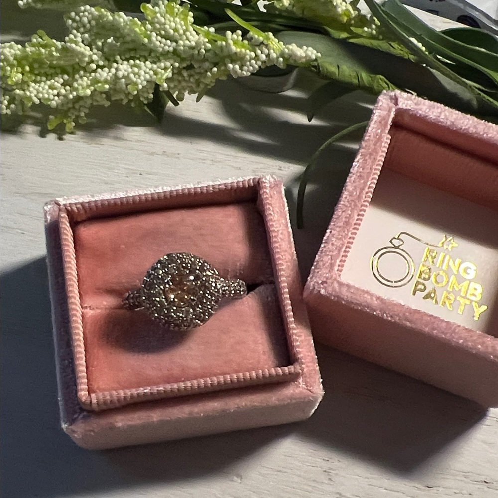 Bomb Party Smokey Topaz on rhodium size 8